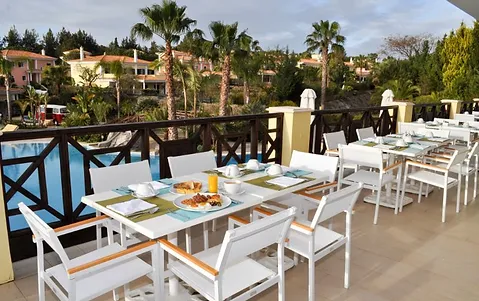 c11390_98611e5e4077420f9ddd779dd1e7bb4c~mv2